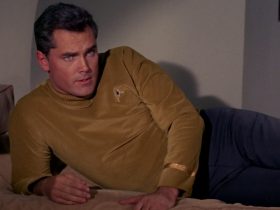 Por que o ator original do Capitão Pike de Star Trek, Jeffrey Hunter, saiu da série