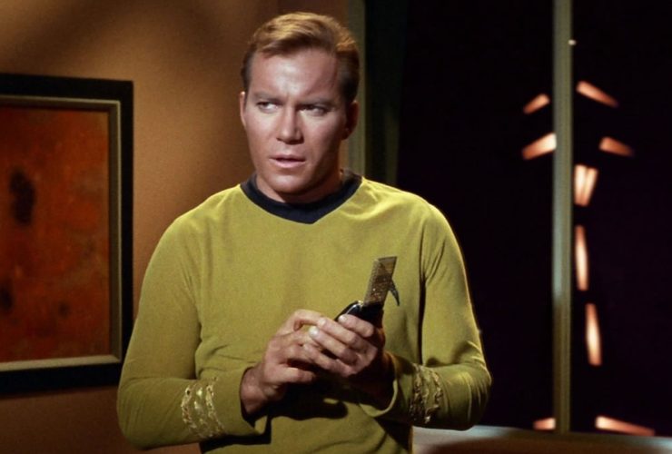 Veja quantos regulamentos da Frota Estelar de Star Trek que Kirk violou como capitão da Enterprise