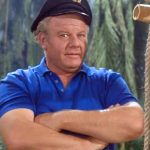 A Guarda Costeira queria prestar homenagem à estrela da Ilha de Gilligan, Alan Hale Jr., após sua morte