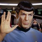 A verdadeira razão pela qual Leonard Nimoy não queria produzir Star Trek: a próxima geração