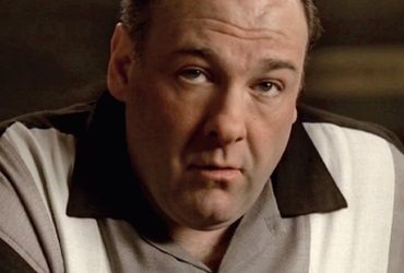 James Gandolfini teve uma reação de quatro palavras ao final dos Sopranos