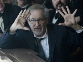 Steven Spielberg quase dirigiu este filme clássico de Tim Burton