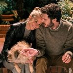 Uma nova série Rom-Com da Netflix acaba de destronar monstros do primeiro lugar