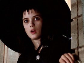 A atriz Tim Burton quase foi escalada como Lydia Deetz de Beetlejuice antes de Winona Ryder