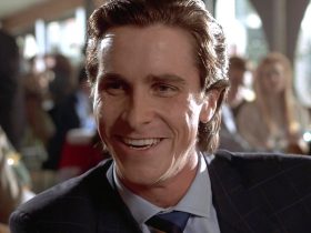 American Psycho, de Christian Bale, está recebendo uma nova adaptação para o cinema - e o diretor é perfeito