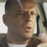 Bruce Willis previu um dos maiores filmes de terror de todos os tempos no set de Pulp Fiction