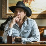 Luke Grimes provoca como você reagirá ao final da 5ª temporada de Yellowstone