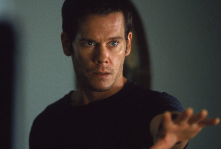 Os filmes de terror favoritos de Kevin Bacon são perfeitos para assistir neste Halloween