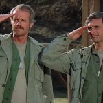 Por que Alan Alda bateu de frente com um diretor vencedor do Emmy no set de M*A*S*H