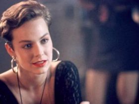 Por que Melora Hardin foi demitida e substituída de volta para o futuro