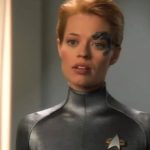 Dwayne Johnson deixou para Jeri Ryan um presente hilariante em Star Trek: Voyager Set