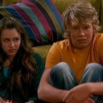 Larry David e Austin Butler tiveram participações especiais no mesmo episódio de… Hannah Montana?