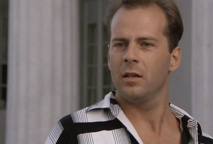 Bruce Willis fez sucesso como vilão nesta série de suspense policial antes de se tornar famoso