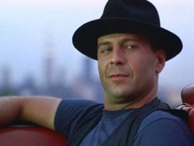 Bruce Willis lamenta ter recusado o papel de vilão em um filme clássico de George Clooney