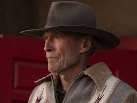 Clint Eastwood substituiu Arnold Schwarzenegger em um faroeste que levou décadas para ser produzido