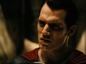 Henry Cavill teve que cumprir uma condição ridícula para um de seus primeiros papéis