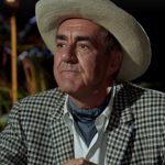 Por que Jim Backus só tem um camafeu no Harlem Globetrotters na ilha de Gilligan