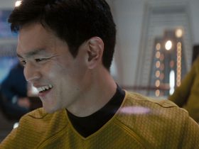 Por que John Cho assinou contrato com Star Trek sem ler o roteiro