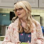 A estrela da teoria do Big Bang, Melissa Rauch, manteve um dos adereços de Bernadette