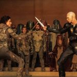 A verdadeira razão pela qual os personagens de Dune usam espadas em vez de armas na batalha