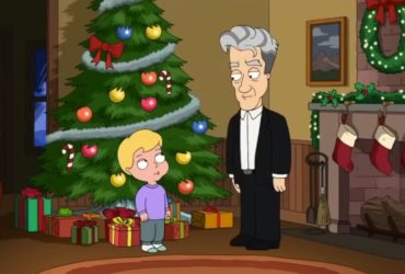 David Lynch teve uma participação especial hilária em um episódio de Natal de um cara de família