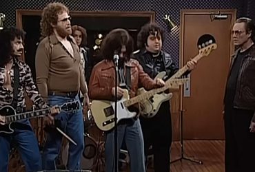 O amado esboço do SNL More Cowbell não incluiu originalmente o Cowbell ou Christopher Walken