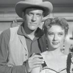 Por que Matt e Miss Kitty do Gunsmoke nunca se casaram, de acordo com James Arness