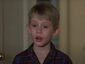 Um dos primeiros papéis de Macaulay Culkin foi em uma amada série de suspense policial dos anos 80