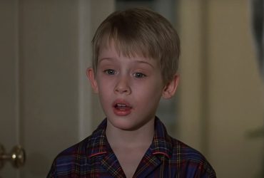 Um dos primeiros papéis de Macaulay Culkin foi em uma amada série de suspense policial dos anos 80