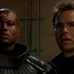 A produção no Stargate SG-1 foi um pesadelo no primeiro dia