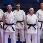 Cobra Kai, temporada 6, parte 3 apresenta uma participação especial de um ícone salvo pelo sino