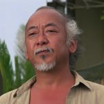 O retorno do Sr. Miyagi de Pat Morita em Cobra Kai explicou pelos criadores do programa