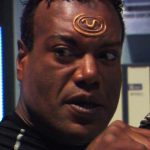 Os detalhes da barra que irritavam o juiz de Christopher em Stargate: Atlantis