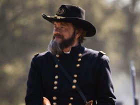 Por que Tom Hanks fez uma participação especial no prequel de Yellowstone 1883