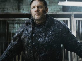 Um dos filmes de Venom de Tom Hardy está dominando as principais paradas da Netflix