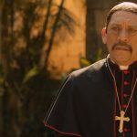 Danny Trejo tinha uma participação especial em um piloto de backdoor dos ossos que gerou um spin-off fracassado