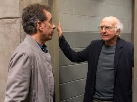 Jerry Seinfeld e Larry David tiveram uma participação especial em uma comédia condenada