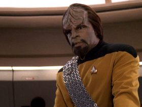 Michael Dorn sabe como Gene Roddenberry se sentiria sobre o arco de Star Trek de Worf