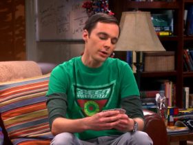 O criador do Big Bang Theory criou a música tema mais radical dos anos 80