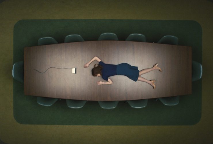 O episódio piloto de Severance originalmente teve uma innie diferente acordando na mesa