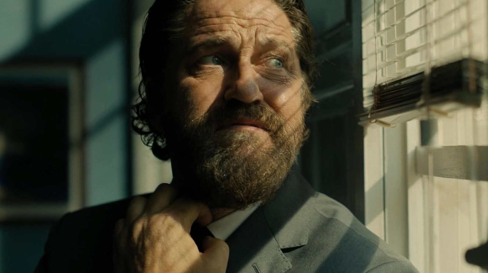 O filme de assalto 2025 de Gerard Butler está dominando a Netflix