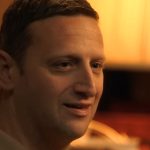 Revisão da Amizade: Um Muradiçoado Absoluto para os fãs de Eu acho que você deveria sair (SXSW)