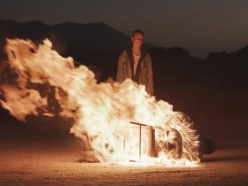 A tendência multiverso finalmente conseguiu o filme de terror que precisa desesperadamente