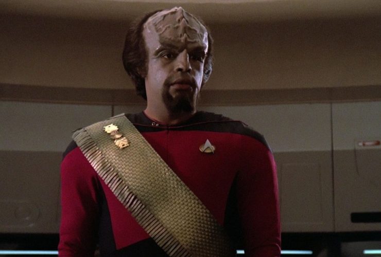Por que Gene Roddenberry colocou o Worf de Michael Dorn na ponte em Star Trek: TNG